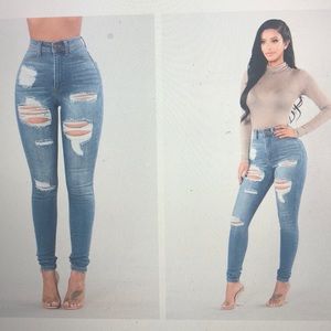 Mid rise fashion nova jeans size 9